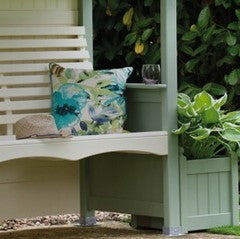 Garden Furniture & Decor